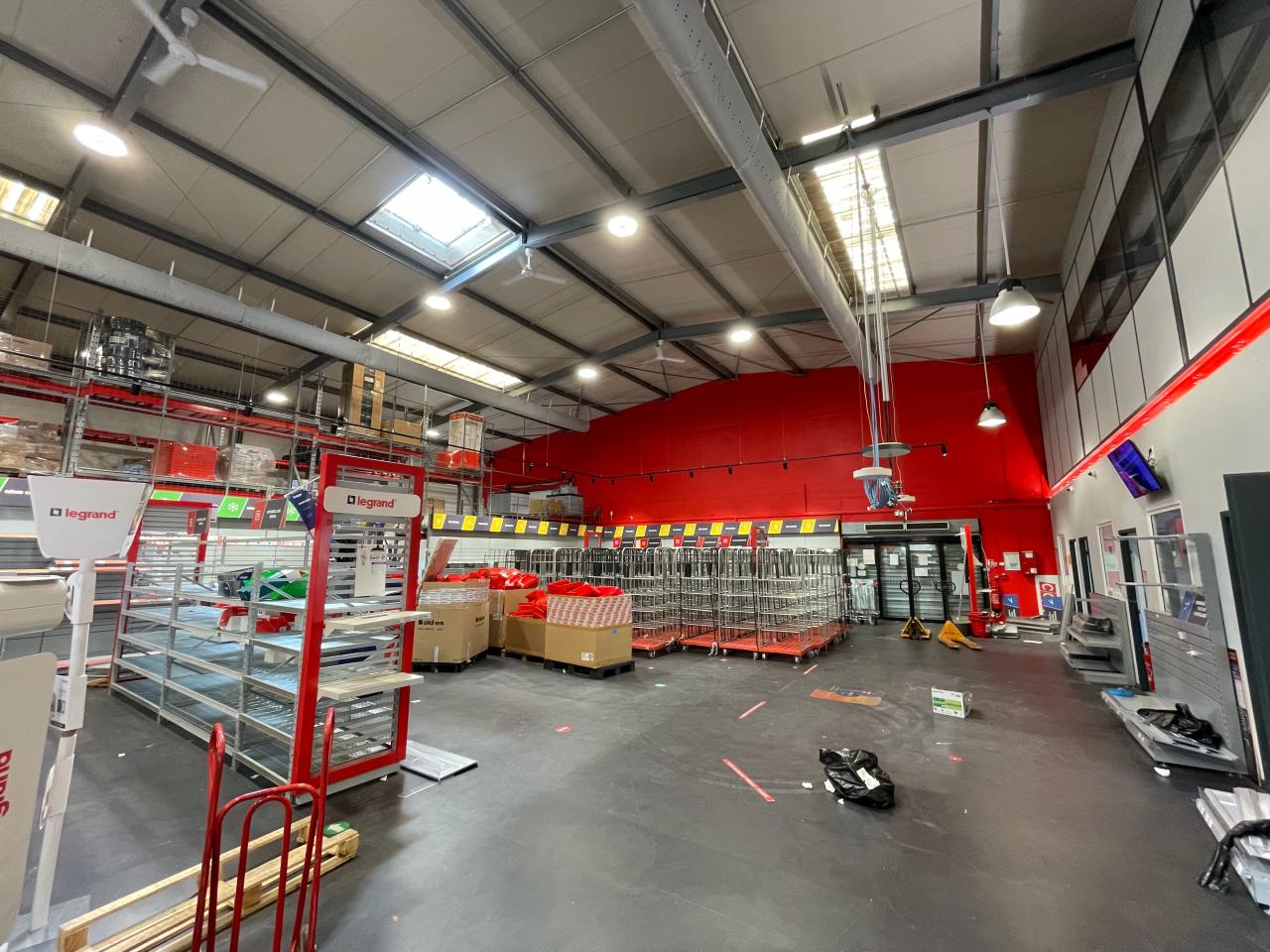Local d'activité Toulouse 1630m² Location local d'activité Toulouse Haute-Garonne OLACT2425708 0